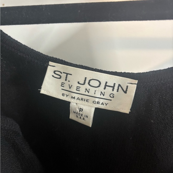 St. John evening Classic Black Women's Camisole Top knit size small EUC - Picture 3 of 3